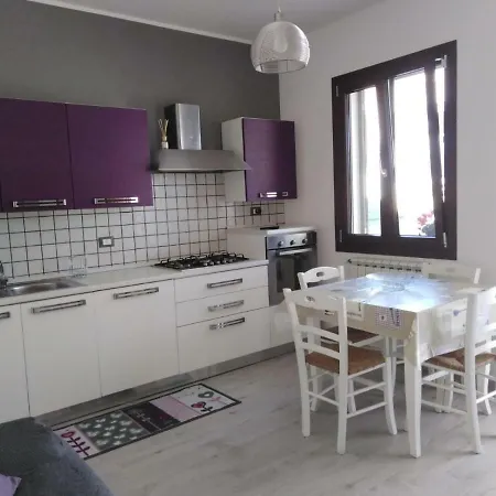 Casa Alessandra Apartment *